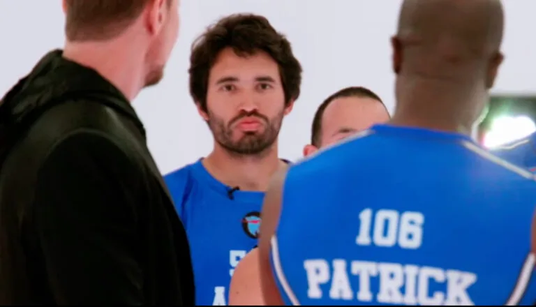 Момент из 2 серии 2 сезона